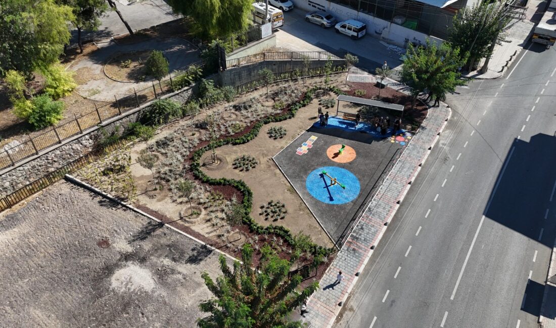 Konak’ın mahallelerine nefes aldıran Cep Park Projesi büyüyor Konak’ta mahallelerin yeşil alan ve park ihtiyacına yönelik hayata geçirilen