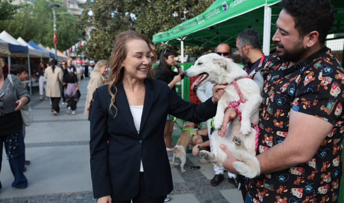 Konak’ta Patilerin Festivali 7’nci kez “Merhaba” dedi Konak Belediyesi’nin, satın almayıp sahiplenmenin önemine vurgu yaptığı sevilen etkinliği