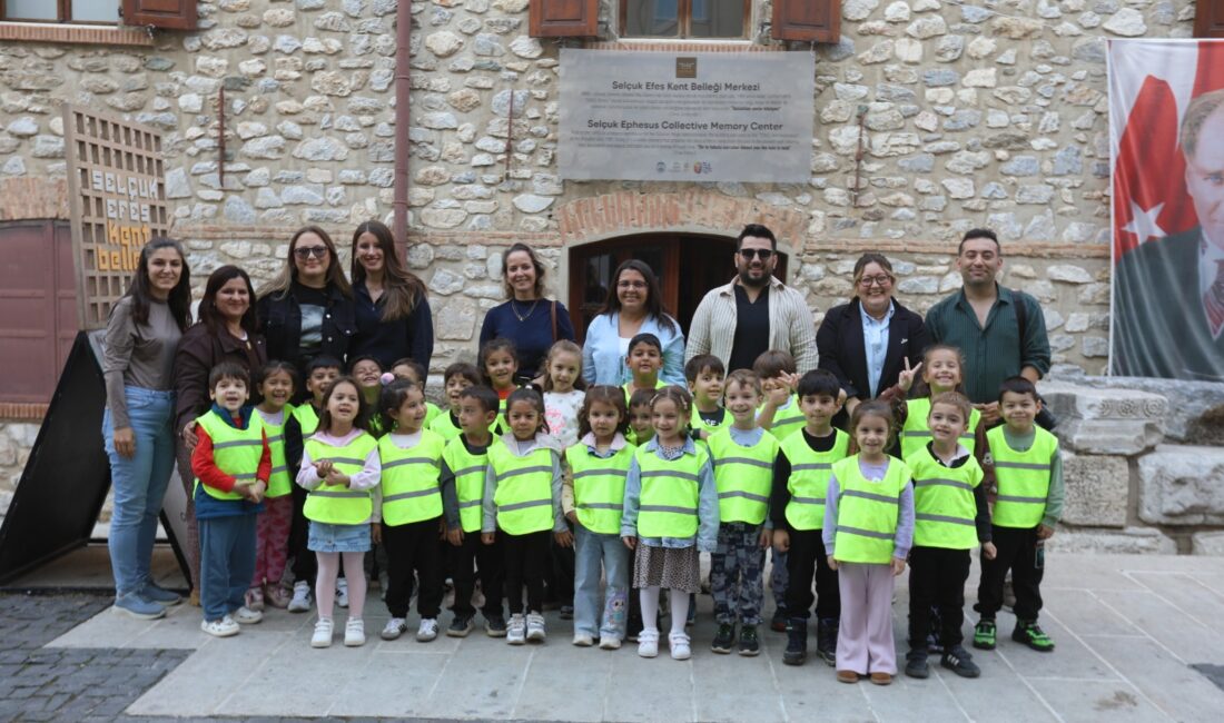 Miniklerden Selçuk Efes Kent Belleği’ne tarih yolculuğu! Efes Selçuk’ta çocuklar, Arkeolojiye Merhaba ve Kültürel Miras Atölyesi kapsamında