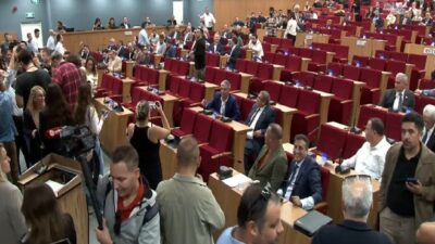 İzmir Büyükşehir Belediyesi ekim ayı olağan meclis toplantısı, CHP ve