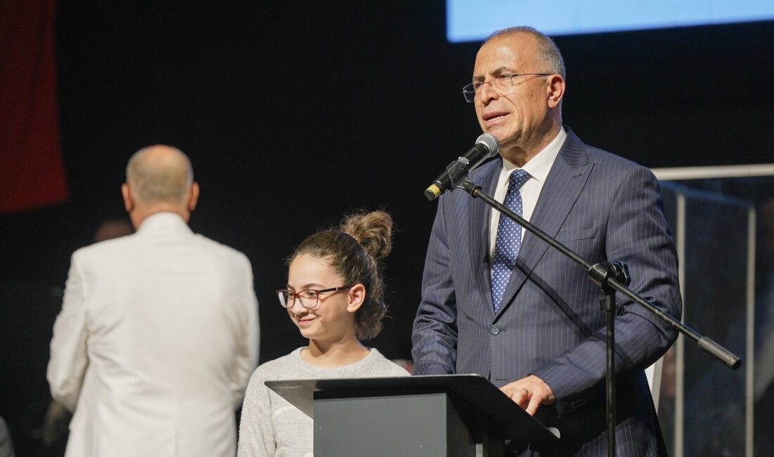 Gaziemir’de kültür sanat sezonu, Volkan Konak ve Edip Akbayram’ın eserlerinin