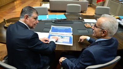 İzmir Büyükşehir Belediye Başkanı Cemil Tugay, Ankara’da üç bakanla bir