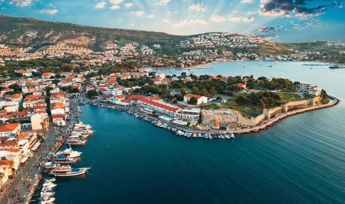 İzmir’in Foça ilçesinde belediye, Gerenköy Mahallesi’nde bulunan konut imarlı 26