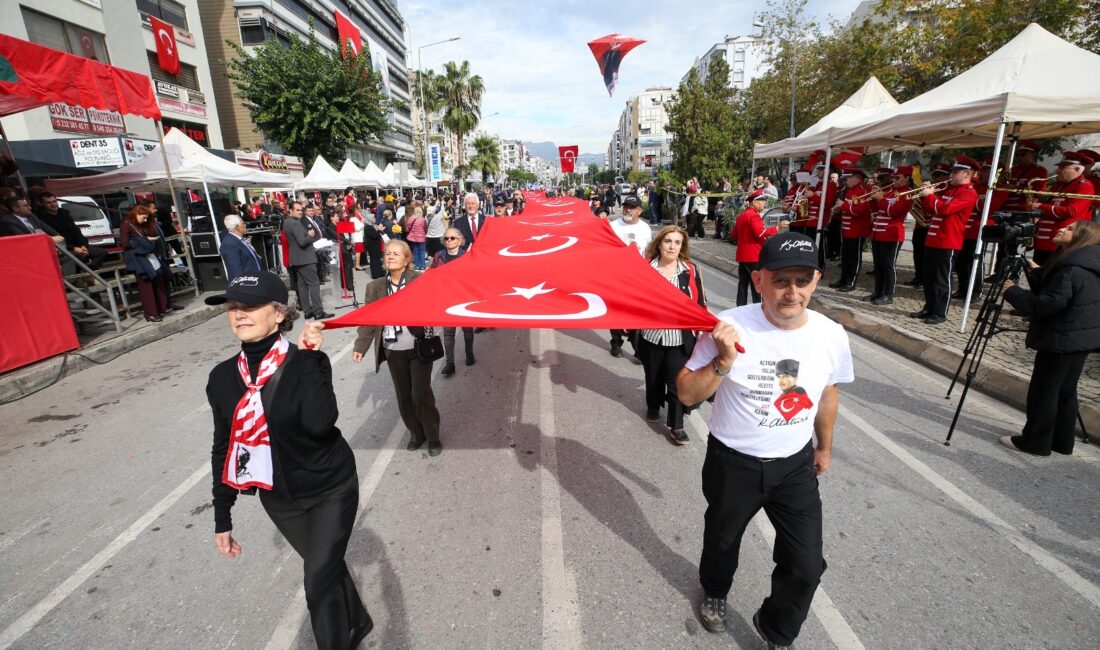 Karşıyaka’da Cumhuriyet’in 103. yıl dönümü, resmî geçit töreni ve atletizm