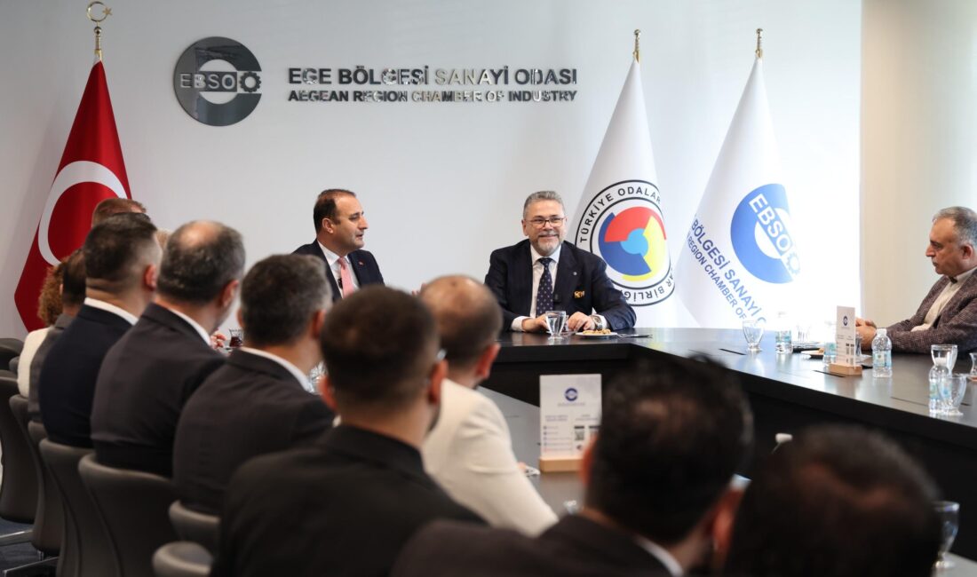 Torbalı Ticaret Odası Başkanı Abdulvahap Olgun, EBSO’nun yeni Yönetim Kurulu